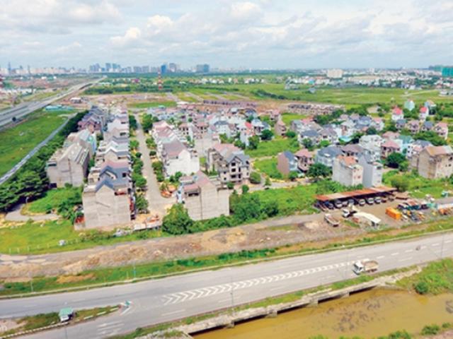 Tài chính - Bất động sản - TP.HCM: Đầu cơ đẩy giá đất nền tăng bất thường