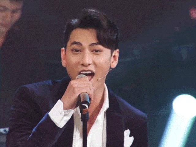 Ca nhạc - MTV - 36 tuổi, Mỹ Tâm hành động bất ngờ khi thấy trai trẻ