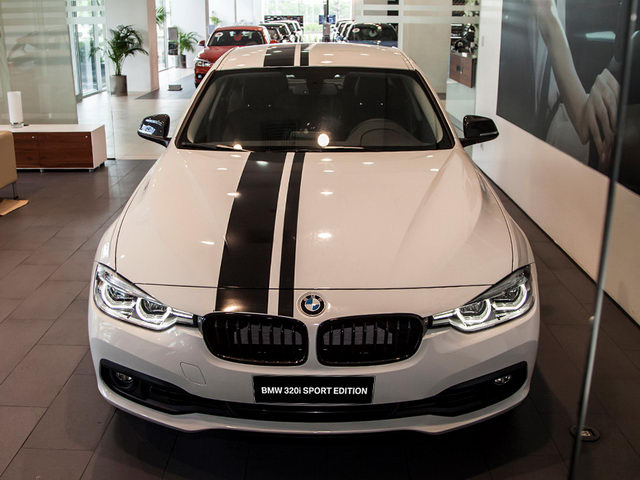 Tư vấn - BMW 320i 'thể thao' giá 1,667 tỷ đồng ở Việt Nam