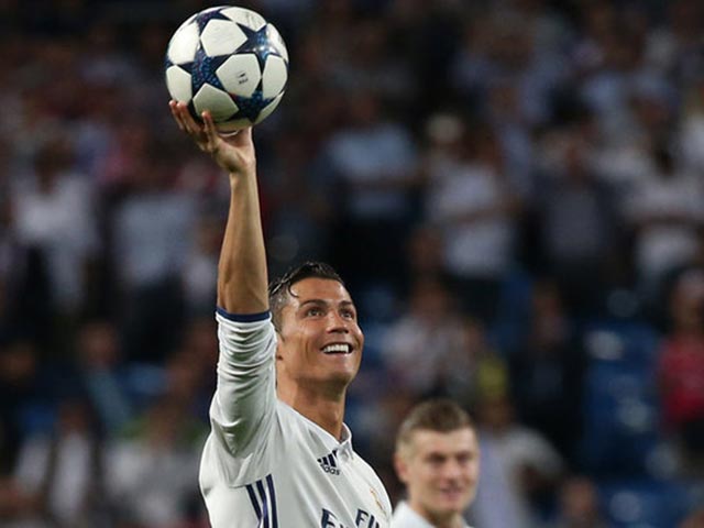 Bóng đá - Ronaldo “hóa rồng”: 400 bàn, 2 kỷ lục &amp; 4 trận "chung kết"