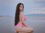 Đời sống Showbiz - Sửng sốt dáng ngồi Bambi Pose quá &quot;hot&quot; của ca nương Kiều Anh