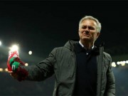 Bóng đá - MU - Mourinho &quot;kết thúc&quot; mùa giải: Ăn ba, hoặc đại thảm họa