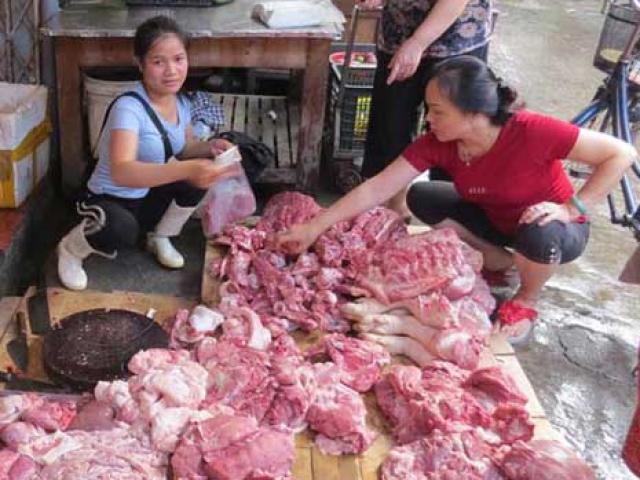 Tin tức trong ngày - Thông tin mới vụ sạp thịt lợn giá rẻ bị hắt dầu luyn