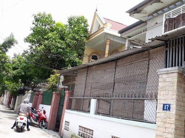 Tin tức trong ngày - Đi chợ về mẹ phát hiện con treo cổ trong phòng