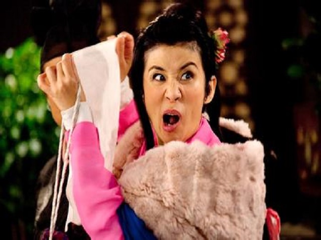 Giải trí - Phiên bản nữ Châu Tinh Trì vừa xấu vừa béo nhưng vẫn "nổi bần bật"