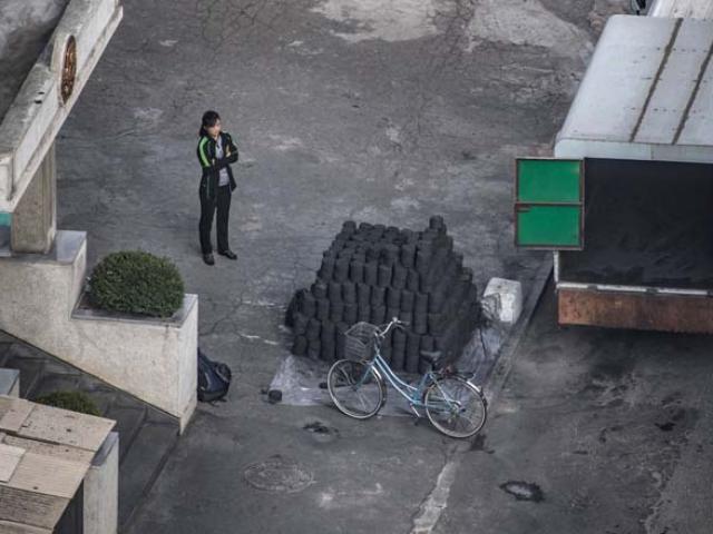 Thế giới - Triều Tiên bắt đầu ngấm "đòn" trừng phạt từ Trung Quốc?