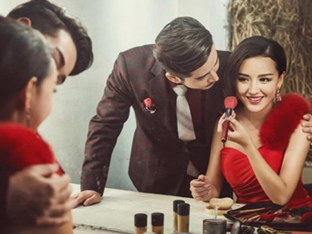 Bạn trẻ - Cuộc sống - Tôi luôn cảm giác bị "mọc sừng" vì vợ có quá nhiều bạn khác giới