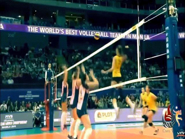 Thể thao - Bóng chuyền: Người đẹp đập "tên lửa", đối thủ nổ đom đóm