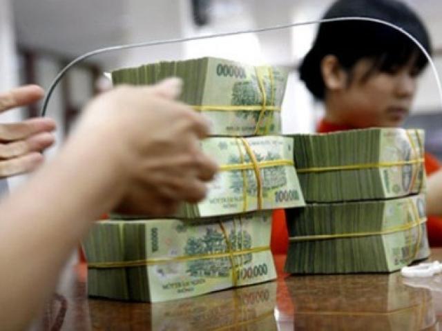 Tài chính - Bất động sản - Cười ra nước mắt chuyện ngân hàng "đứng cho vay, quỳ đòi nợ"