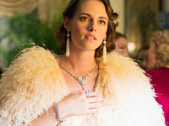 Phim - Xốn mắt vì mỹ nữ thượng lưu diện đồ hàng triệu đô trên phim