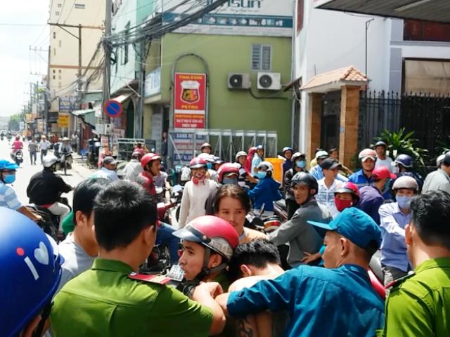 Pháp luật - Tháo chạy qua khu vực xác chết, hai tên cướp chui đầu vào "rọ"