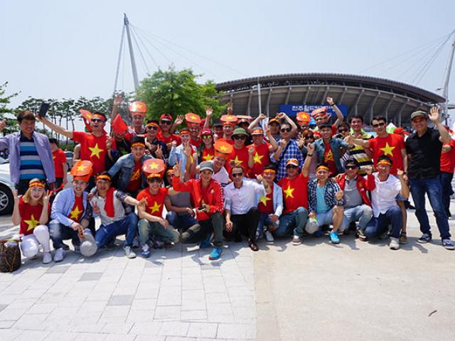 U20 Việt Nam đá "Chung kết": Hai vạn anh em VN tiếp lửa ở Hàn Quốc