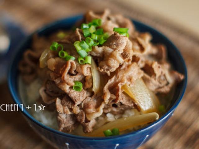 Ẩm thực - 15 phút cho món cơm thịt bò kiểu Nhật ngon đến hoàn hảo