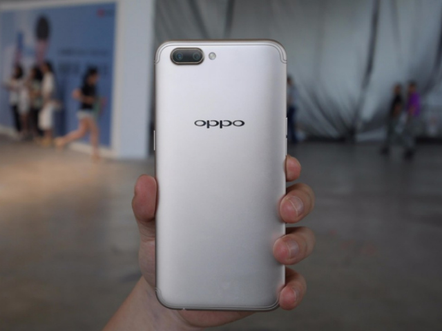 Điện thoại - "Chuyên gia selfie" Oppo R11 đẹp không kém iPhone 7 Plus