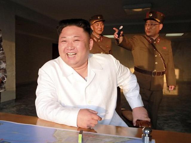 Thế giới - Triều Tiên dọa biến "hang ổ kẻ thù thành tro bụi"
