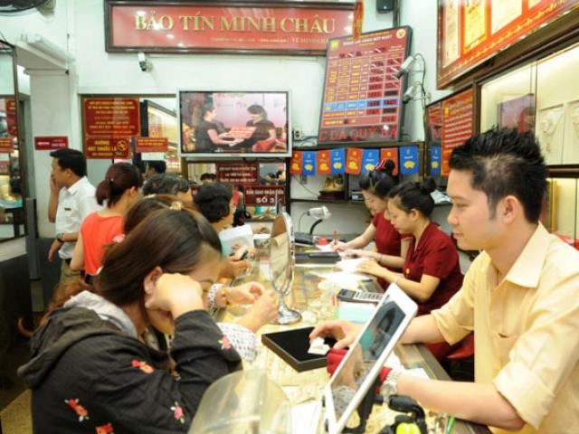 Tài chính - Bất động sản - Bất ngờ tăng vọt, giá vàng leo lên đỉnh cao mới