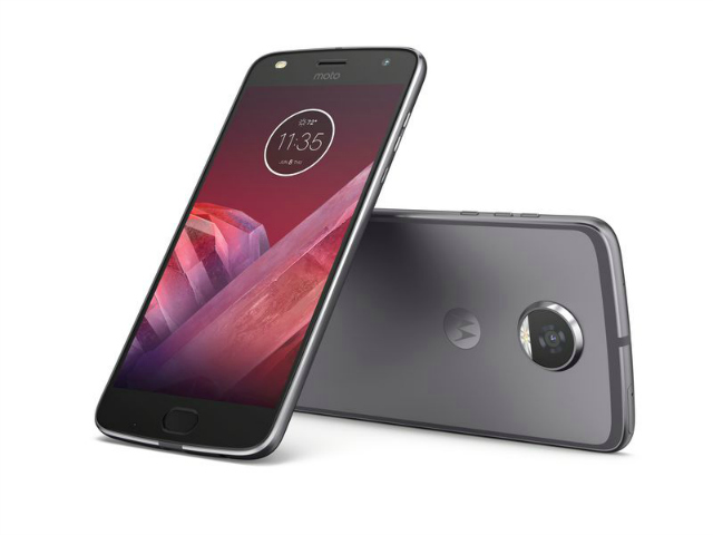 Dế sắp ra lò - Moto Z2 Play ra mắt: Siêu mỏng, pin "trâu"