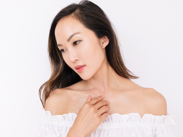 Bí quyết làm đẹp - Nếu chưa biết bôi kem dưỡng đúng điệu, học ngay người đẹp gốc Hàn!