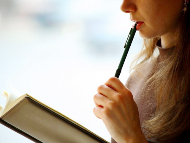 Nhịp sống trẻ - 6 nghề nghiệp thú vị cho người "yêu" chữ