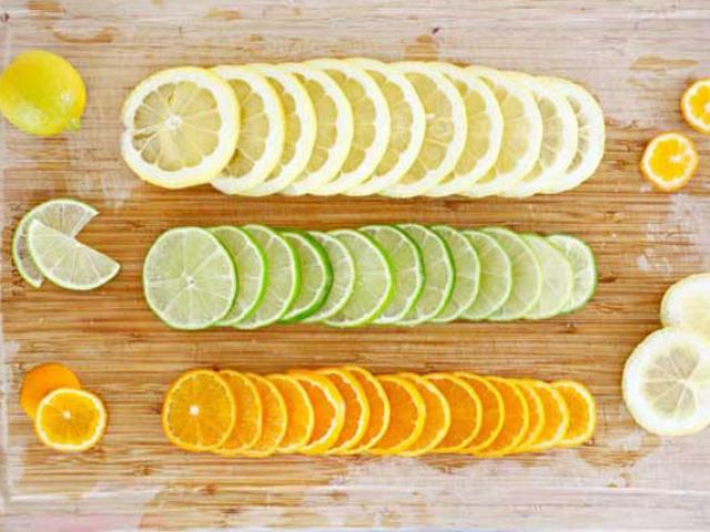 Sức khỏe đời sống - 5 loại thực phẩm giúp da tự tin 'đương đầu' với nắng