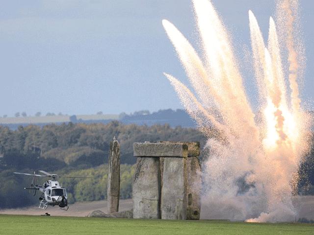 Phim - Transformers bỏ ra 2 triệu đô để "nổ tung" kỳ quan thế giới?