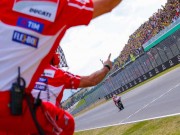 Thể thao - Đua xe MotoGP: 69 giây cho người xấu số và chủ nhà &quot;làm loạn&quot;