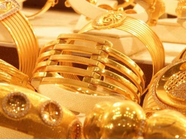 Tài chính - Bất động sản - Vàng thế giới quay đầu sau 5 phiên thăng hoa, trong nước tăng mạnh