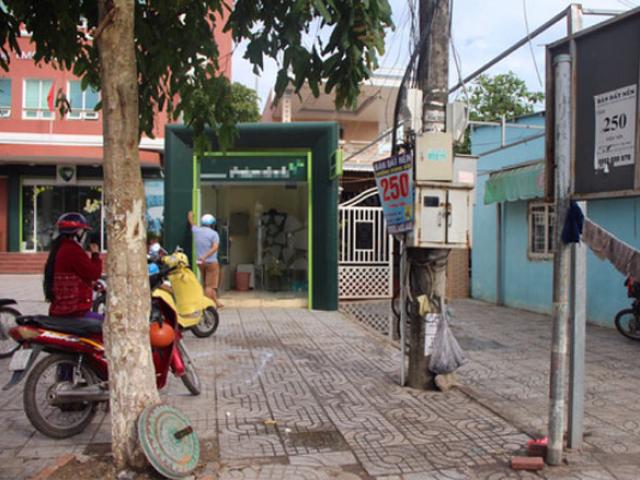 Pháp luật - Tin nóng: Bé gái 14 tuổi bị 7 thanh niên đâm chết