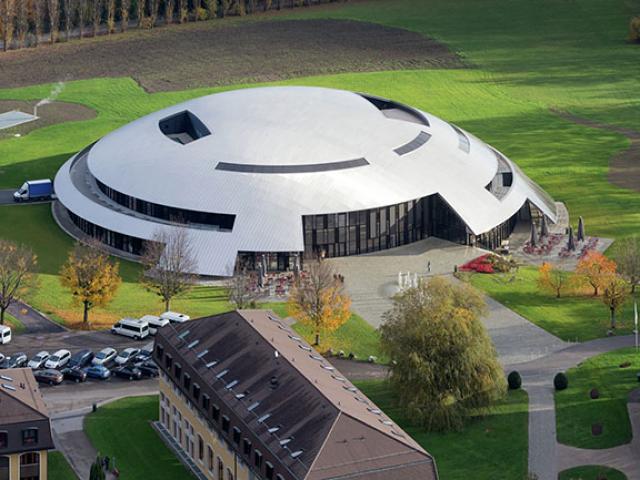 Giáo dục - du học - "Soi" trường đào tạo nhiều công chúa hoàng tử và nguyên thủ nhất