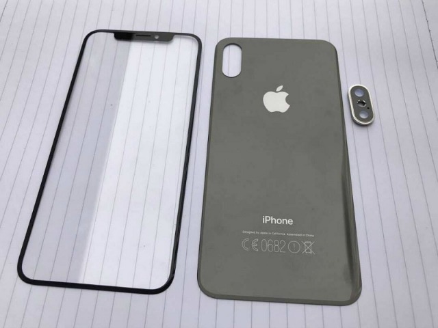 Thời trang Hi-tech - iPhone 8, iPhone 7s đồng loạt xuất hiện, màn hình phủ toàn mặt trước