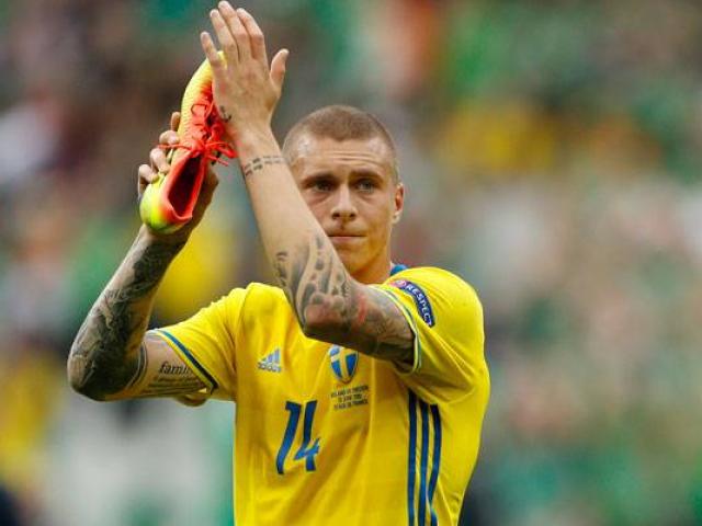 Bóng đá - MU mua Lindelof 35 triệu euro: Thời hậu vệ "cao giá"