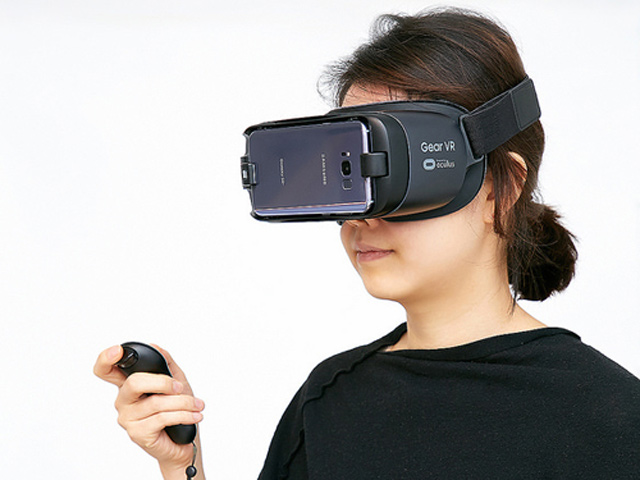 Thời trang Hi-tech - Galaxy S8 kết hợp Gear VR 2017, Gear 360 2017: "Hổ mọc thêm cánh"
