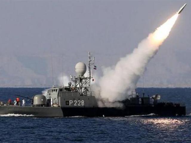 Thế giới - Khủng hoảng vùng Vịnh: Iran chĩa laser vào trực thăng Mỹ