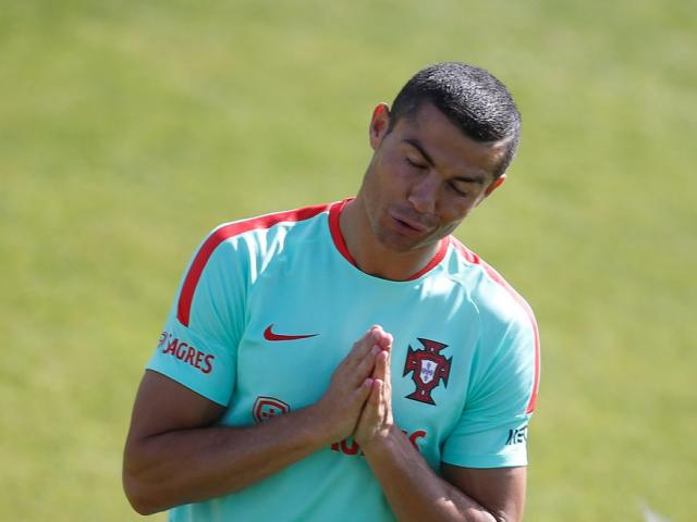 Bóng đá - Ronaldo phải nộp 760 tỉ VNĐ, có 60 ngày chạy án tù trốn thuế