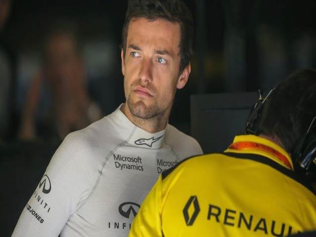 Thể thao - Đua xe F1: Ngựa ô mơ xa, chạy không tốt là "thay máu"