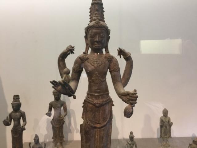 Tin tức trong ngày - Bí ẩn hai báu vật được bảo hiểm tới… 7 triệu USD