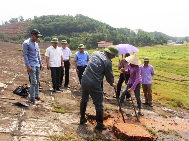 Tin tức trong ngày - Thái Nguyên công bố khẩn cấp đập hồ Núi Cốc gặp sự cố