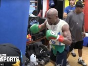 Thể thao - Mayweather tập như điên, thề sẽ cho McGregor đau đớn