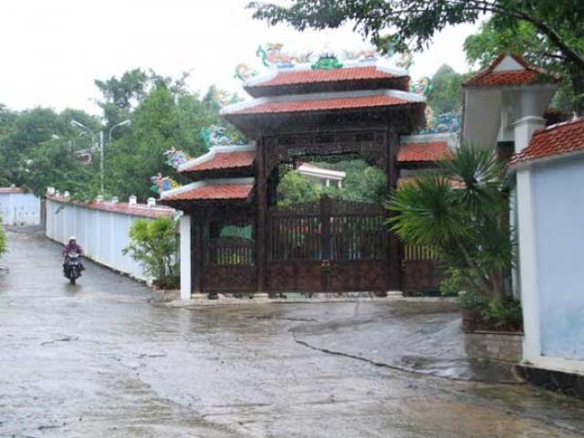 Tin tức trong ngày - Tin mới vụ đại gia vàng xin chuyển biệt phủ "chui" làm du lịch