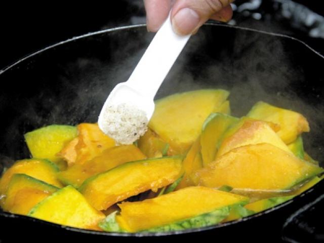 Ẩm thực - Nguyên tắc nêm gia vị để tránh biến thức ăn thành "thuốc độc"