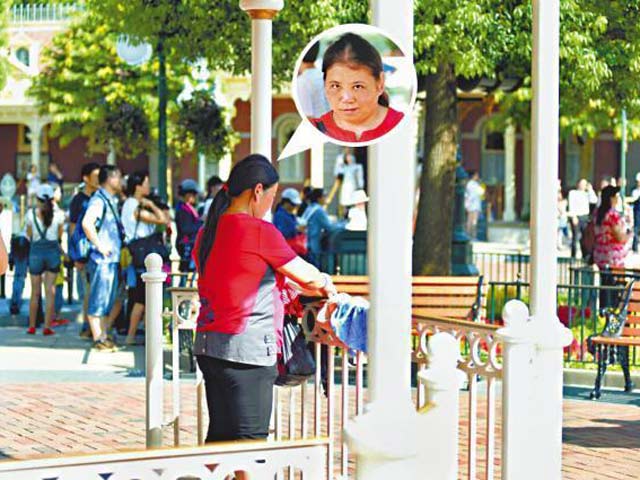 Tin tức trong ngày - TQ: Bị “tổng sỉ vả” vì phơi đồ lót ở công viên