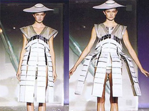 Xu hướng thời trang - Loạt váy áo biến ảo kỳ lạ khiến người xem ngỡ ngàng