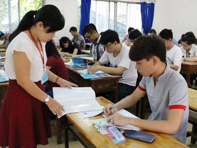 Giáo dục - du học - Bị đình chỉ thi, 18 thí sinh "quậy" đòi được thi tiếp