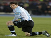 Các giải bóng đá khác - Gia đình Messi bị tấn công trên khán đài