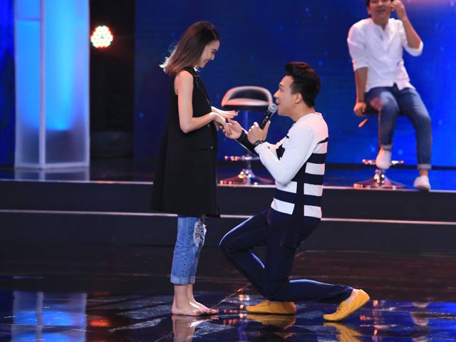 Phim - Trấn Thành dùng lời hát "cầu hôn" Lan Ngọc