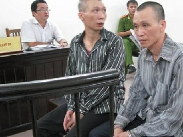 Pháp luật - Vác rìu bổ đầu chủ nhà vì không cho dùng ma túy