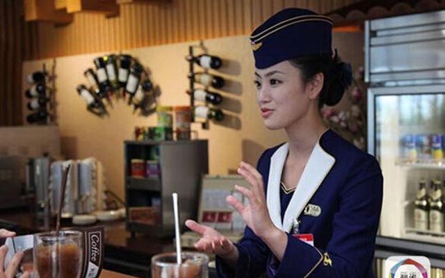 Tin tức trong ngày - Dàn mỹ nữ Triều Tiên đẹp hút hồn tại sân bay Bình Nhưỡng