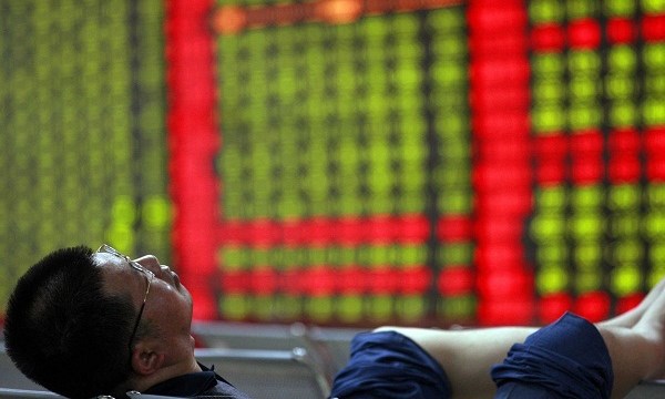 Tài chính - Bất động sản - Hôm nay, hơn một nửa TTCK Trung Quốc tê liệt