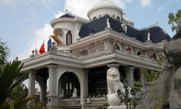 Tài chính - Bất động sản - Đại gia đất Cảng “đọ” nhau bằng biệt thự