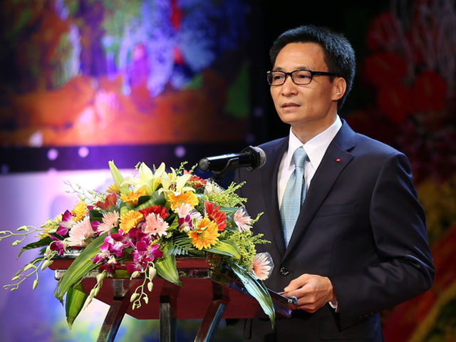 Tin tức trong ngày - PTT Vũ Đức Đam: "Hãy cúi nhặt mẩu rác chợt nhìn thấy"